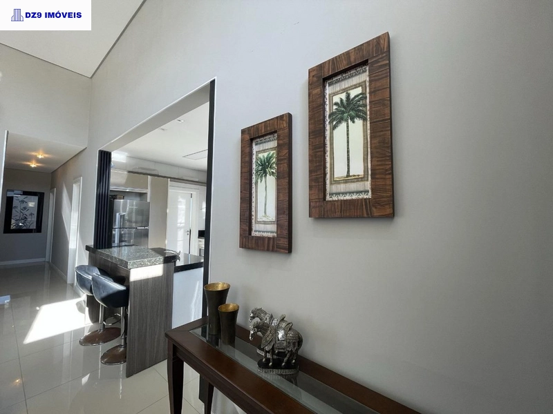 LINDA CASA NO CONDADO DE CAPÃO: 14ª foto da galeria de imagens do imóvel