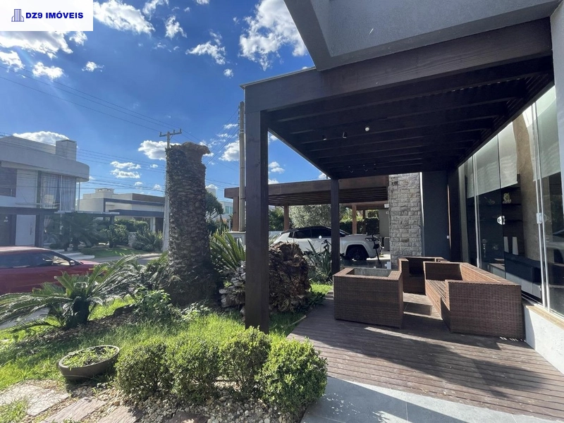 LINDA CASA NO CONDADO DE CAPÃO: 8ª foto da galeria de imagens do imóvel