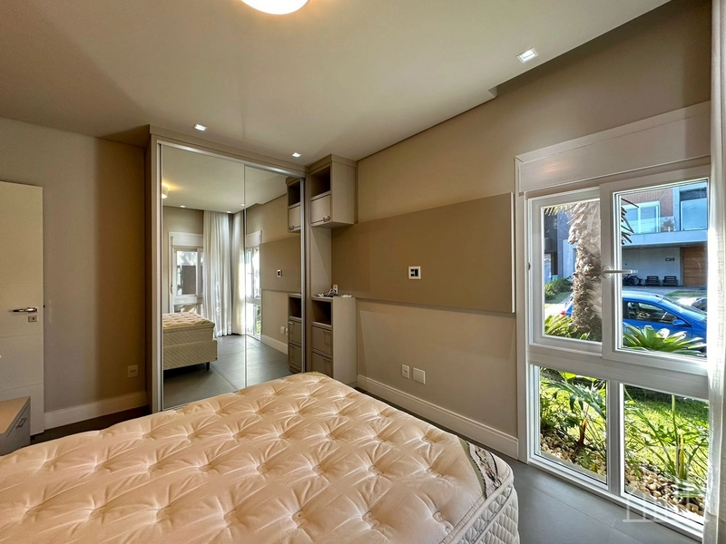 EXCELENTE CASA À VENDA EM CONDOMÍNIO FECHADO - BEIRA LAGO!: 17ª foto da galeria de imagens do imóvel