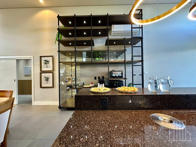 EXCELENTE CASA À VENDA EM CONDOMÍNIO FECHADO - BEIRA LAGO!: 16ª foto da galeria de imagens do imóvel