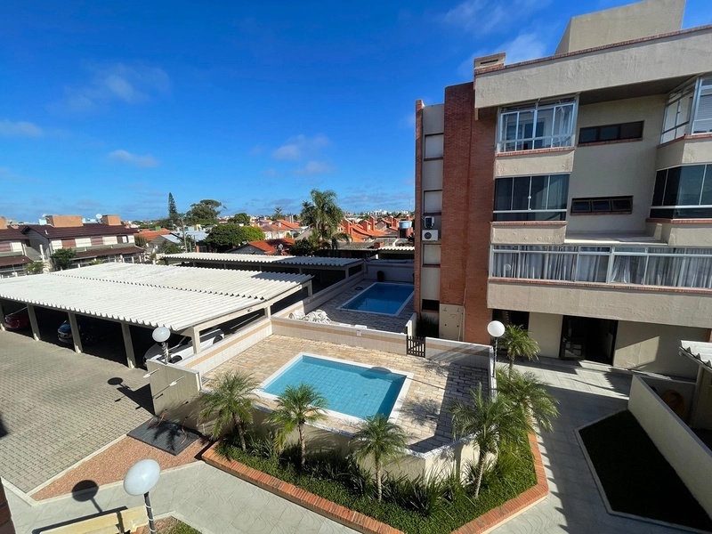 Apartamento Mobiliado de 1 Dormitório com Infraestrutura Completa a 500m do Mar em Capão Novo: 1ª foto da galeria de imagens do imóvel