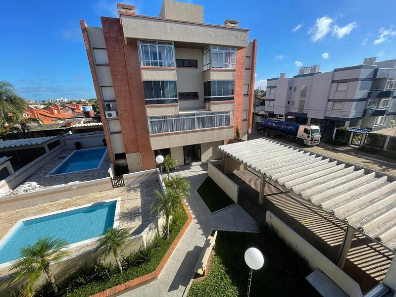 Apartamento Mobiliado de 1 Dormitório com Infraestrutura Completa a 500m do Mar em Capão Novo: 2ª foto da galeria de imagens do imóvel