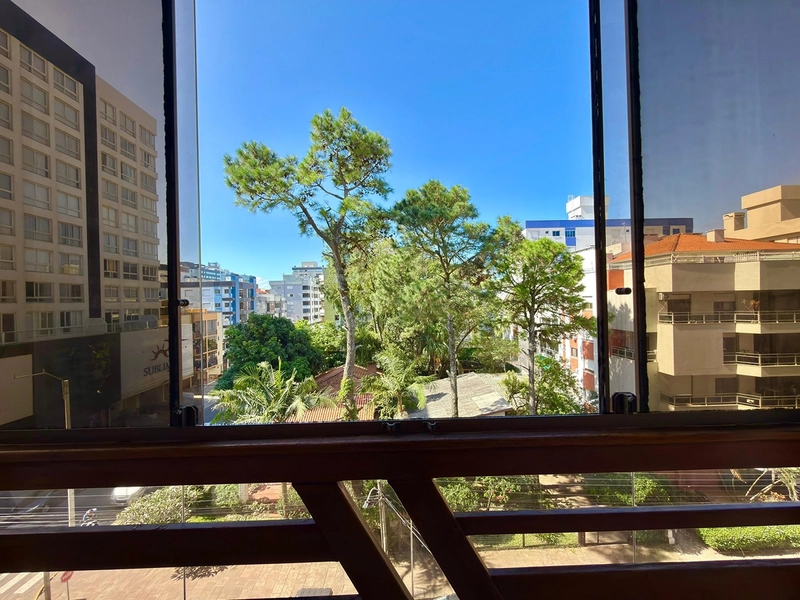 Alto Padrão no Centro de Capão da Canoa,3 Dormitórios, Sacada com Churrasqueira e Excelente Posição Solar: 18ª foto da galeria de imagens do imóvel