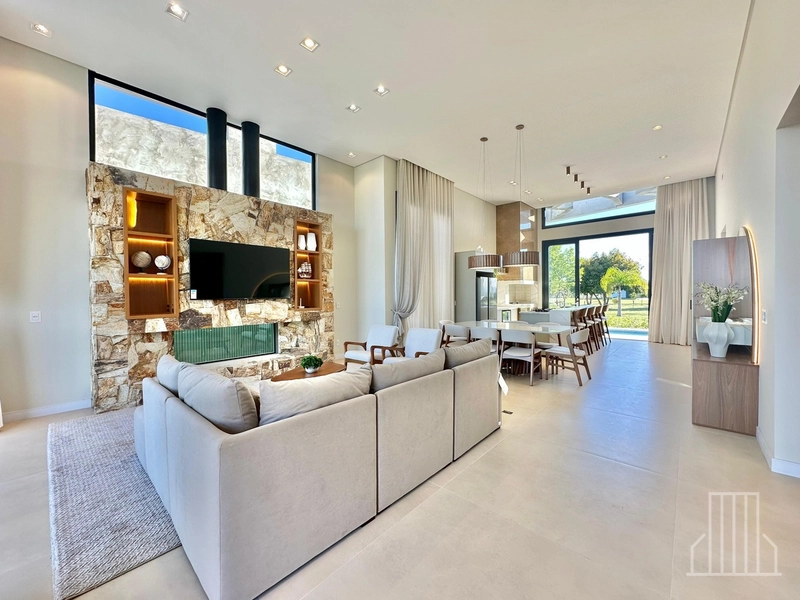 MARAVILHOSA CASA EM CONDOMÍNIO FECHADO NO BAIRRO ARROIO TEIXEIRA: 2ª foto da galeria de imagens do imóvel