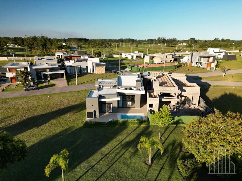 MARAVILHOSA CASA EM CONDOMÍNIO FECHADO NO BAIRRO ARROIO TEIXEIRA: 27ª foto da galeria de imagens do imóvel