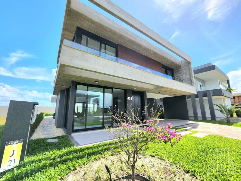 DESLUMBRANTE CASA NO CONDOMÍNIO COSTA SERENA: 1ª foto da galeria de imagens do imóvel