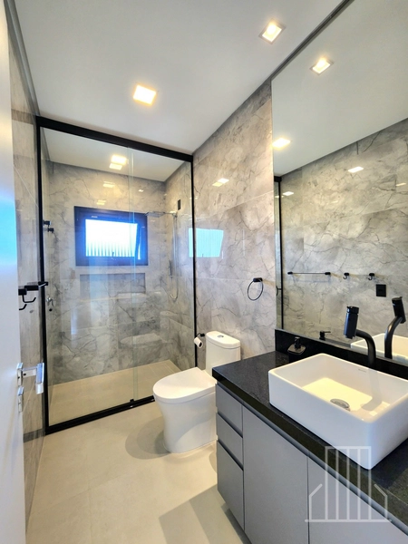 DESLUMBRANTE CASA NO CONDOMÍNIO COSTA SERENA: 27ª foto da galeria de imagens do imóvel