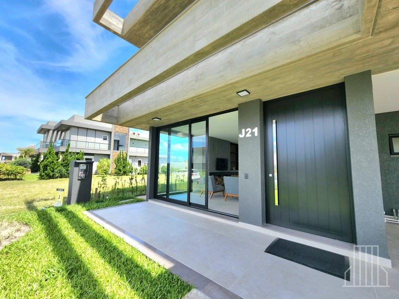 DESLUMBRANTE CASA NO CONDOMÍNIO COSTA SERENA: 5ª foto da galeria de imagens do imóvel