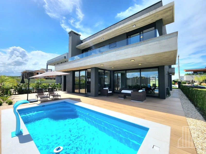 DESLUMBRANTE CASA NO CONDOMÍNIO COSTA SERENA: 7ª foto da galeria de imagens do imóvel