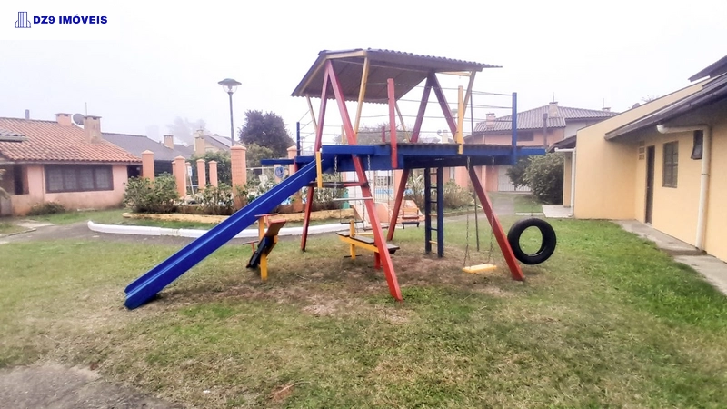 Sobrado com mezanino em Capão Novo: 16ª foto da galeria de imagens do imóvel