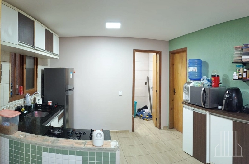 IMÓVEL AMPLO COM ÓTIMO PÁTIO EM CAPÃO NOVO – PERTO DO MAR!: 13ª foto da galeria de imagens do imóvel