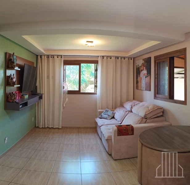 IMÓVEL AMPLO COM ÓTIMO PÁTIO EM CAPÃO NOVO – PERTO DO MAR!: 1ª foto da galeria de imagens do imóvel