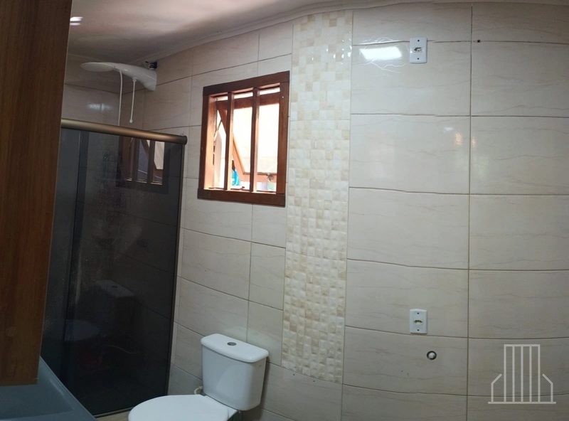 IMÓVEL AMPLO COM ÓTIMO PÁTIO EM CAPÃO NOVO – PERTO DO MAR!: 12ª foto da galeria de imagens do imóvel