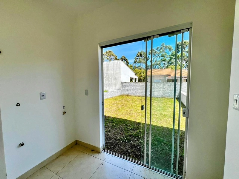 Casa com 2 Dormitórios e Amplo Pátio – Aceita Financiamento: 11ª foto da galeria de imagens do imóvel