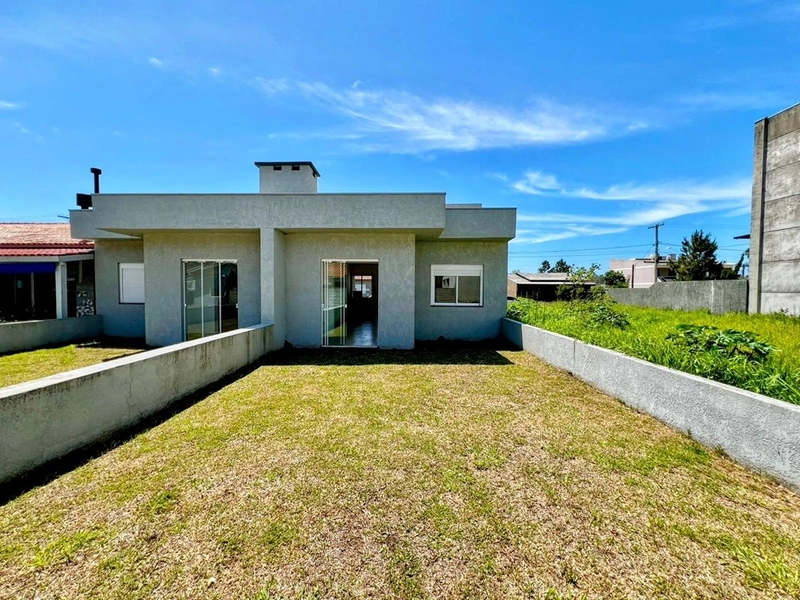 Casa com 2 Dormitórios e Amplo Pátio – Aceita Financiamento: 4ª foto da galeria de imagens do imóvel