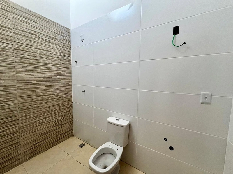 Casa com 2 Dormitórios e Amplo Pátio – Aceita Financiamento: 10ª foto da galeria de imagens do imóvel