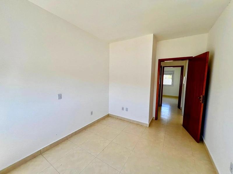 Casa com 2 Dormitórios e Amplo Pátio – Aceita Financiamento: 9ª foto da galeria de imagens do imóvel
