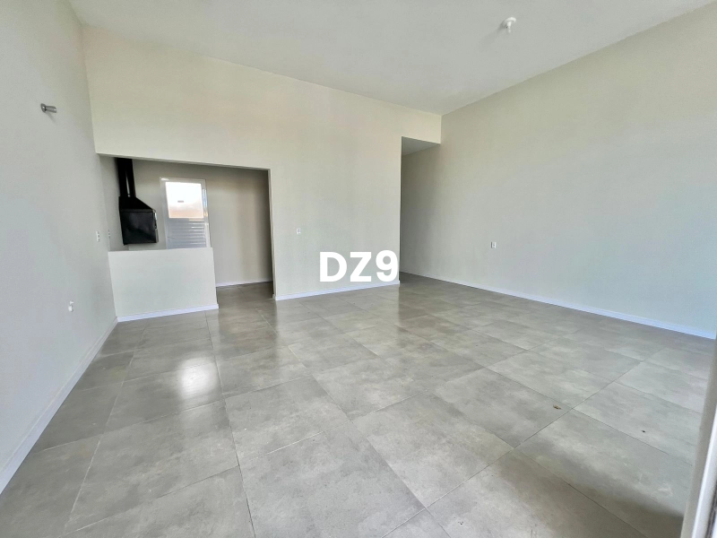 CASA COM 2 DORMITORIOS, SENDO 1 SUITE BEM LOCALIZADO!: 14ª foto da galeria de imagens do imóvel