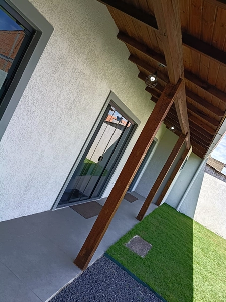 CASA PARA ALUGUEL ANUAL EM CAPÃO NOVO!: 3ª foto da galeria de imagens do imóvel