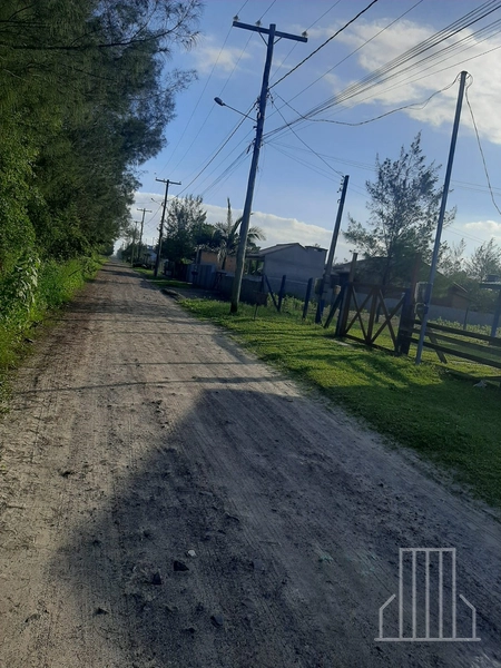 EXCELENTE LOTE À VENDA NO BAIRRO CAPÃO NOVO – EM OBRA: 2ª foto da galeria de imagens do imóvel