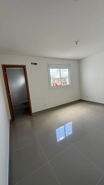 CASA DE ESQUINA A VENDA NO BAIRRO ZONA NORTE!: 11ª foto da galeria de imagens do imóvel