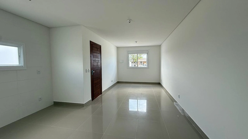 CASA DE ESQUINA A VENDA NO BAIRRO ZONA NORTE!: 7ª foto da galeria de imagens do imóvel