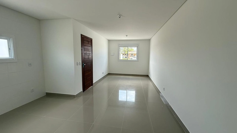 CASA DE ESQUINA A VENDA NO BAIRRO ZONA NORTE!: 6ª foto da galeria de imagens do imóvel