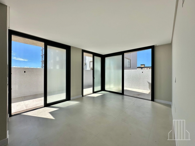 LINDO APARTAMENTO À VENDA NO BAIRRO ZONA NOVA EM CAPÃO DA CANOA: 3ª foto da galeria de imagens do imóvel