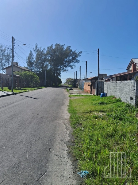 EXCELENTE LOTE À VENDA NO BAIRRO ARCO ÍRIS!: 2ª foto da galeria de imagens do imóvel