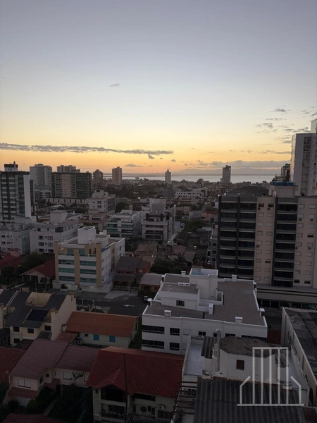 Apartamento de 2 Dormitórios com Suíte no Centro de Tramandaí: 2ª foto da galeria de imagens do imóvel