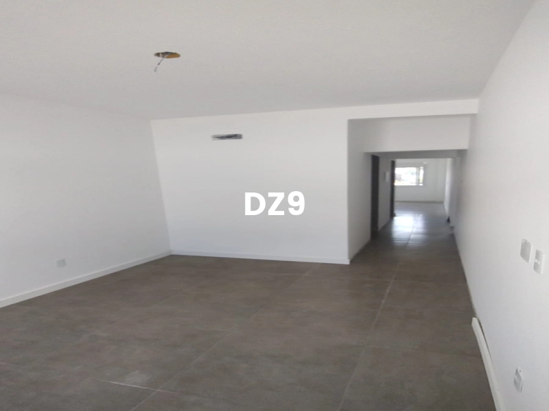 LINDÍSSIMA CASA GEMINADA NO BAIRRO GUARANI!: 3ª foto da galeria de imagens do imóvel