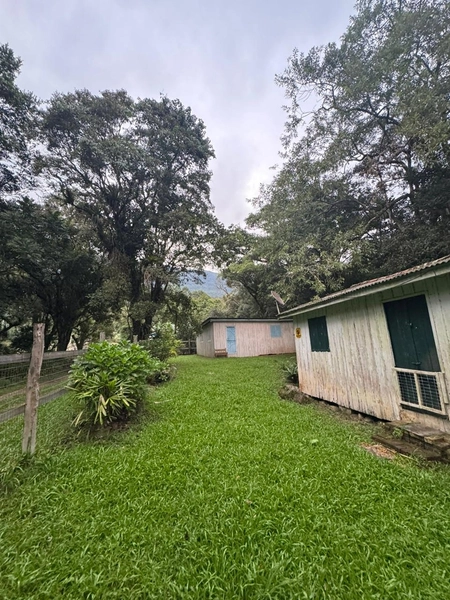 Chácara com 2 Casas em Terra de Areia – Ótima Oportunidade com Negociação Flexível: 5ª foto da galeria de imagens do imóvel
