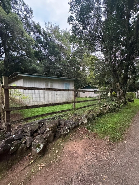 Chácara com 2 Casas em Terra de Areia – Ótima Oportunidade com Negociação Flexível: 4ª foto da galeria de imagens do imóvel