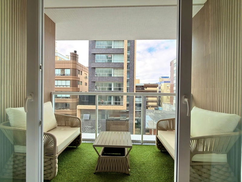 Apartamento mobiliado a uma quadra do mar com vista livre e infraestrutura completa em Capão da Canoa: 17ª foto da galeria de imagens do imóvel