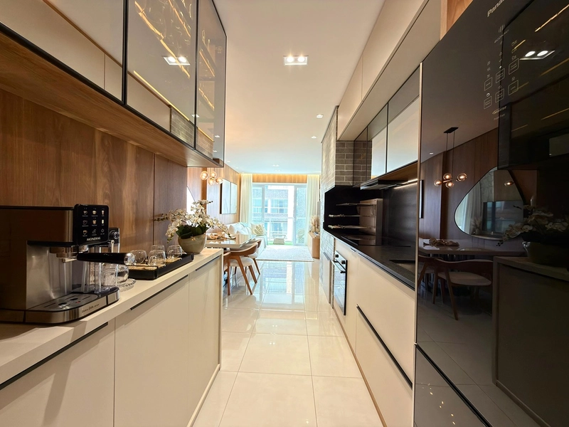 Apartamento mobiliado a uma quadra do mar com vista livre e infraestrutura completa em Capão da Canoa: 16ª foto da galeria de imagens do imóvel