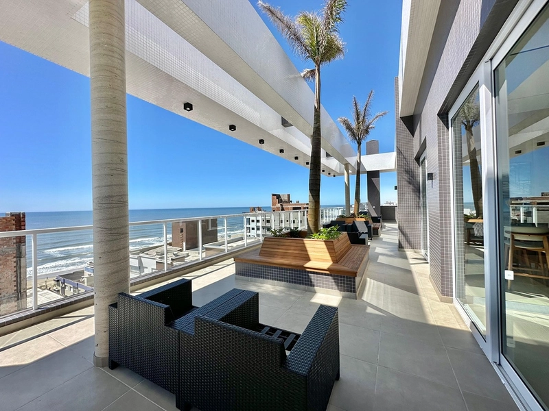 Apartamento mobiliado a uma quadra do mar com vista livre e infraestrutura completa em Capão da Canoa: 35ª foto da galeria de imagens do imóvel