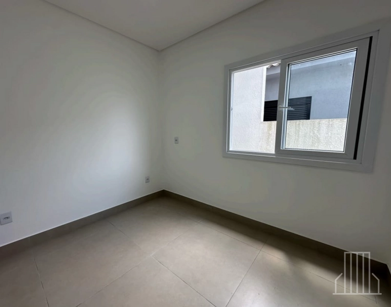 LINDA CASA À VENDA NO TRANQUILO BAIRRO GUARANI, EM CAPÃO DA CANOA!: 11ª foto da galeria de imagens do imóvel