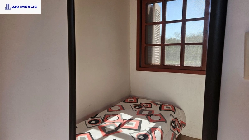 Casa mobiliada no bairro Cruzeiro, perto de comércios e escolas: 29ª foto da galeria de imagens do imóvel