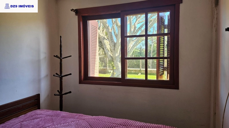 Casa mobiliada no bairro Cruzeiro, perto de comércios e escolas: 26ª foto da galeria de imagens do imóvel