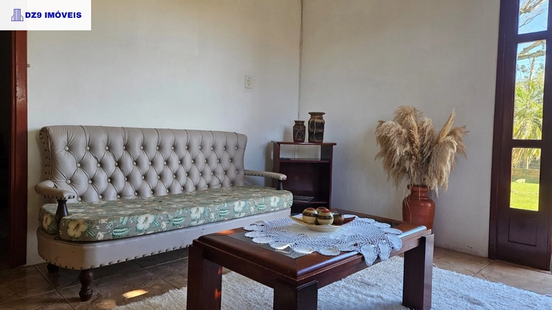 Casa mobiliada no bairro Cruzeiro, perto de comércios e escolas: 10ª foto da galeria de imagens do imóvel