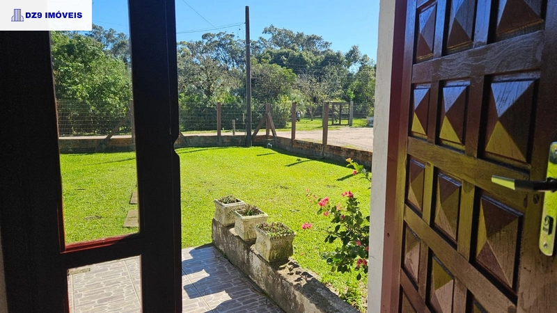 Casa mobiliada no bairro Cruzeiro, perto de comércios e escolas: 3ª foto da galeria de imagens do imóvel