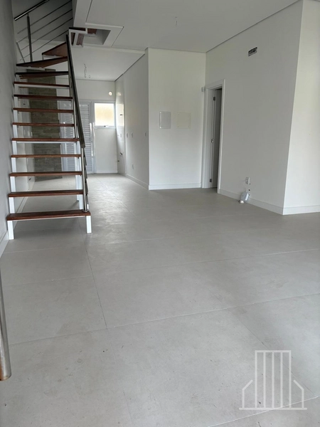 CASA MODERNA E AGRADÁVEL À VENDA EM CONDOMÍNIO!: 4ª foto da galeria de imagens do imóvel