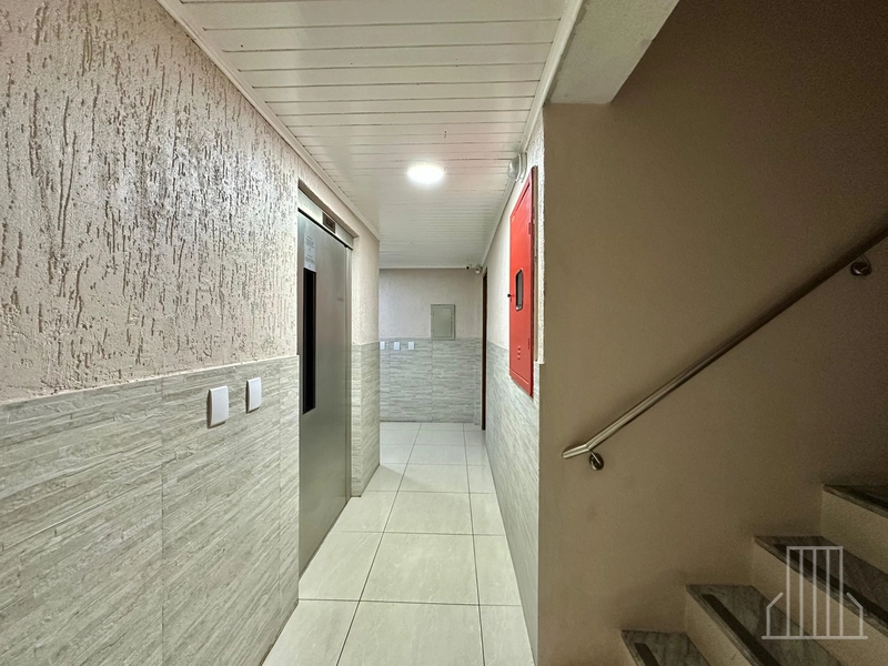 Apartamento Reformado com Sacada de Frente à Venda no Centro de Capão: 18ª foto da galeria de imagens do imóvel