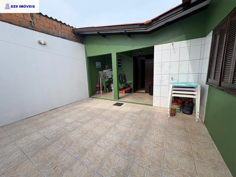 Casa com 3 Dormitórios e Piscina – Estuda parcelamento: 15ª foto da galeria de imagens do imóvel