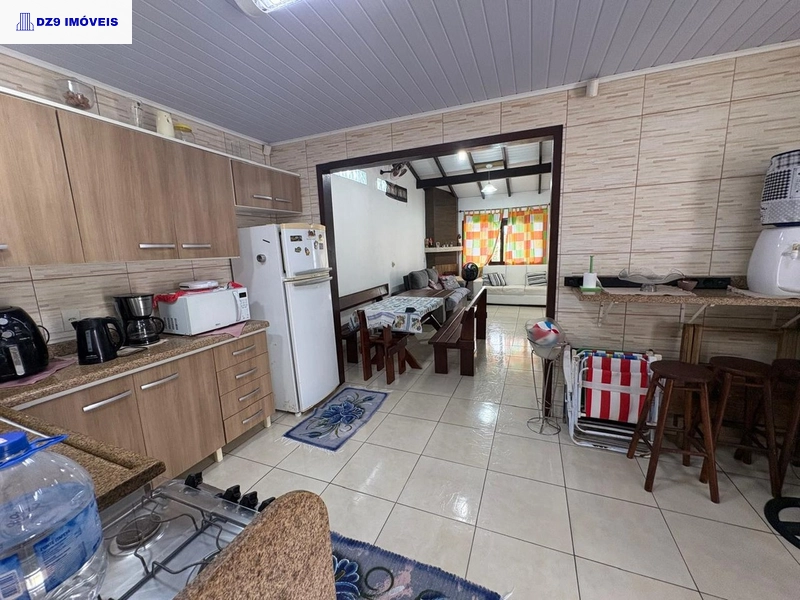 Casa com 3 Dormitórios e Piscina – Estuda parcelamento: 6ª foto da galeria de imagens do imóvel