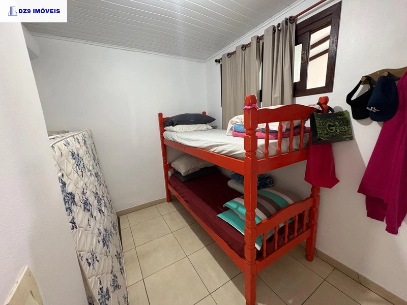 Casa com 3 Dormitórios e Piscina – Estuda parcelamento: 13ª foto da galeria de imagens do imóvel