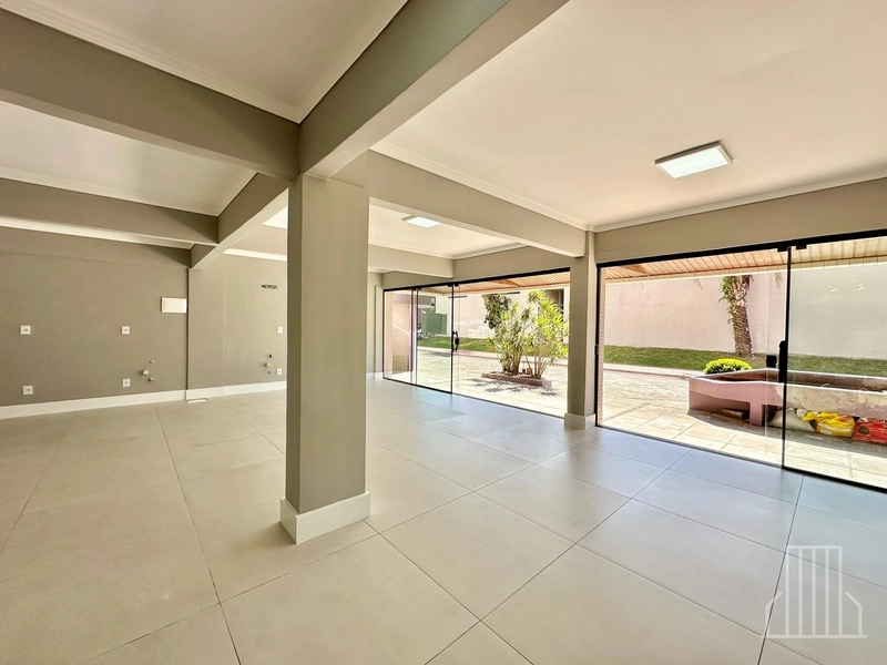 EXCELENTE LOJA À VENDA NO CORAÇÃO DE ATLÂNTIDA, XANGRI-LÁ!: 7ª foto da galeria de imagens do imóvel