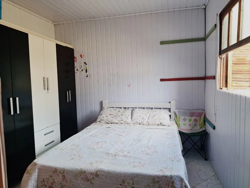 Casa mobiliada com 2 dormitórios no bairro Capão Novo : 11ª foto da galeria de imagens do imóvel