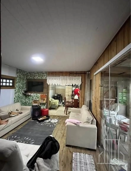 EXCELENTE CASA A POUCAS QUADRAS DO MAR NO BAIRRO PRAIA DO BARCO!: 3ª foto da galeria de imagens do imóvel