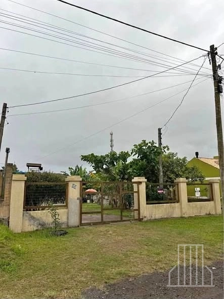 EXCELENTE CASA A POUCAS QUADRAS DO MAR NO BAIRRO PRAIA DO BARCO!: 1ª foto da galeria de imagens do imóvel